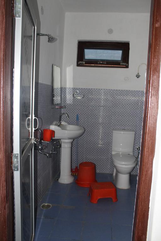 Mohinder & Mohindra Home Stay Bīr Buitenkant foto